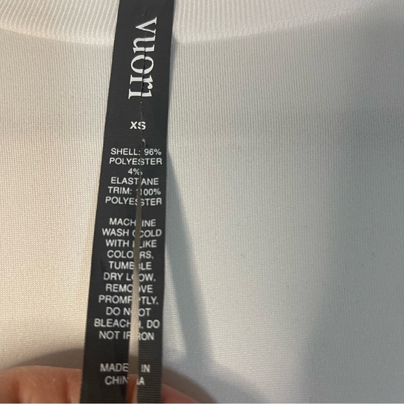 Vuori Classic White Daydream Crew Long Sleeve Tee - Picture 5 of 6